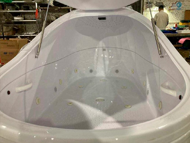 Флоат капсула AquaVita Pearl Space (рис.1)